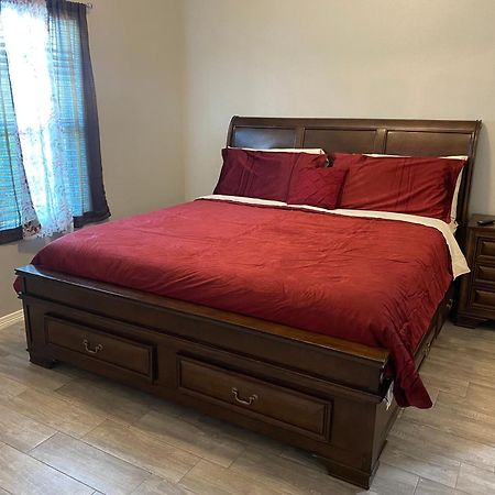 Apartamento Cozy Getaway With King Bed Near Utrgv Edinburg Exterior foto