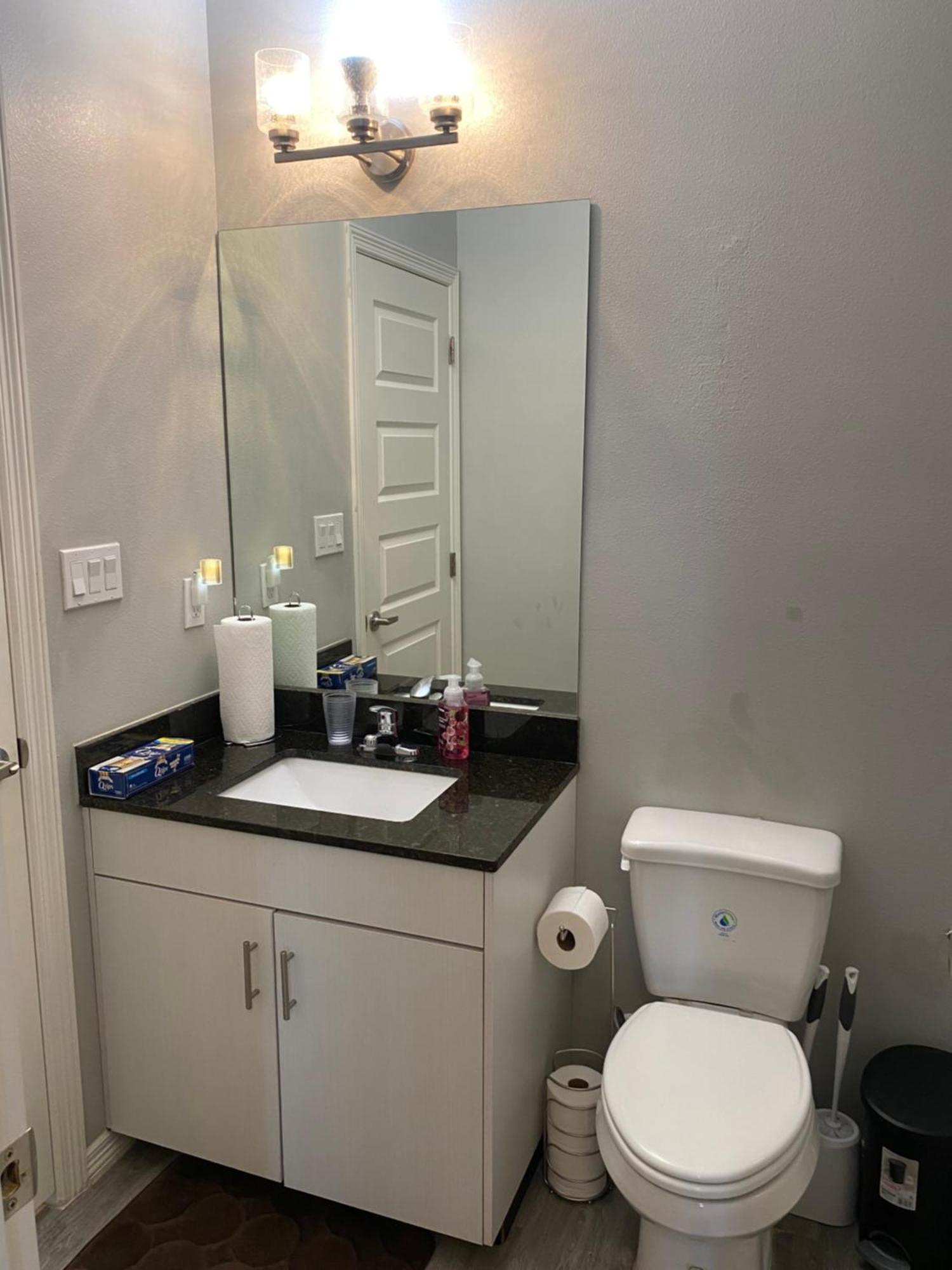 Apartamento Cozy Getaway With King Bed Near Utrgv Edinburg Exterior foto